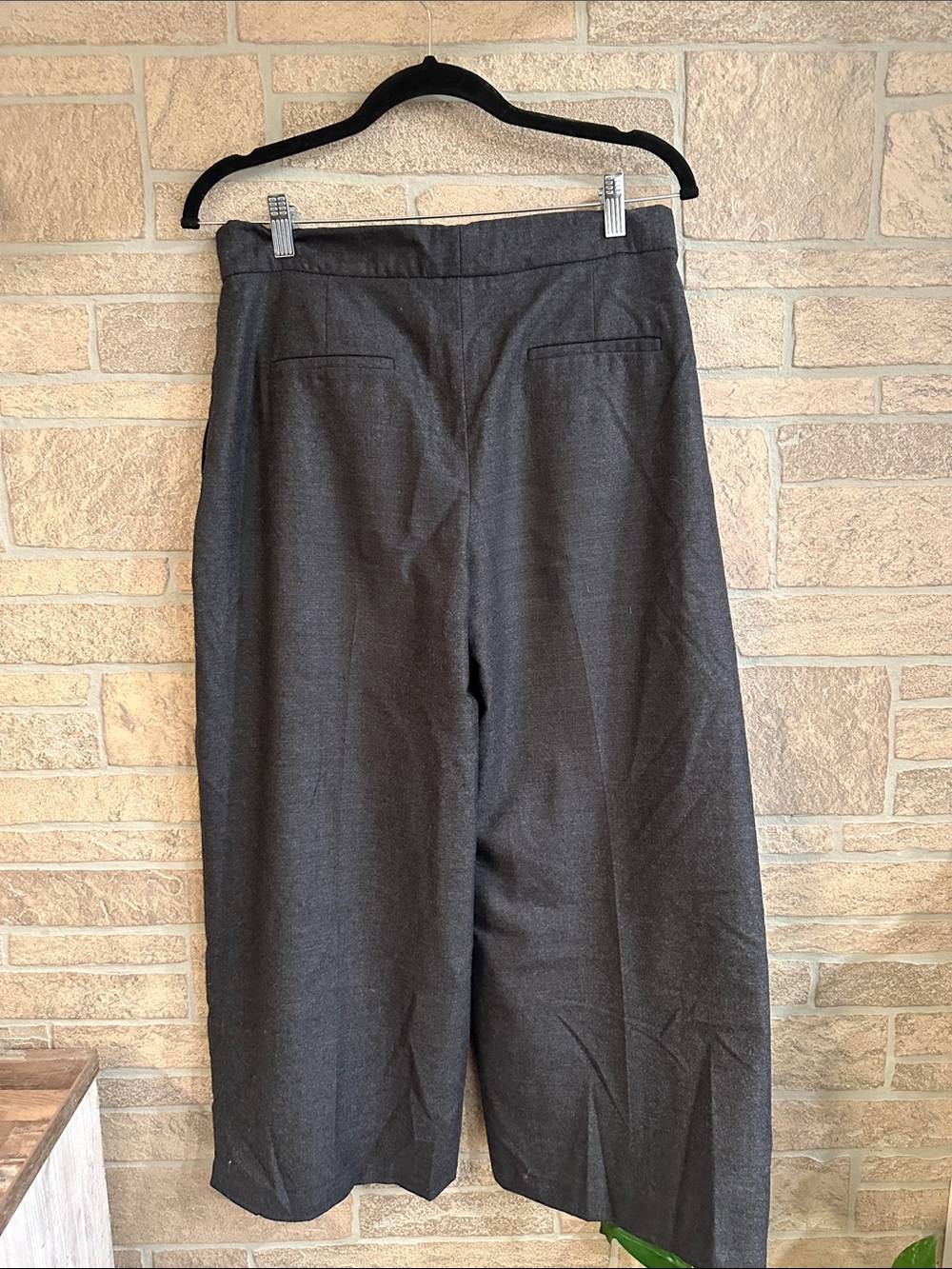 J.Crew Crop Wide Leg Flannel pleated 100% Wool Pants Trousers size 4 - Picture 5 of 8